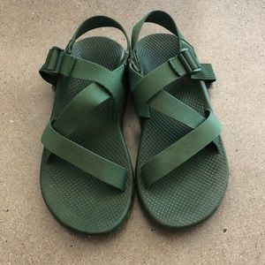 Chacos Z1 Classic Size: Men’s 9 Color: Pastures